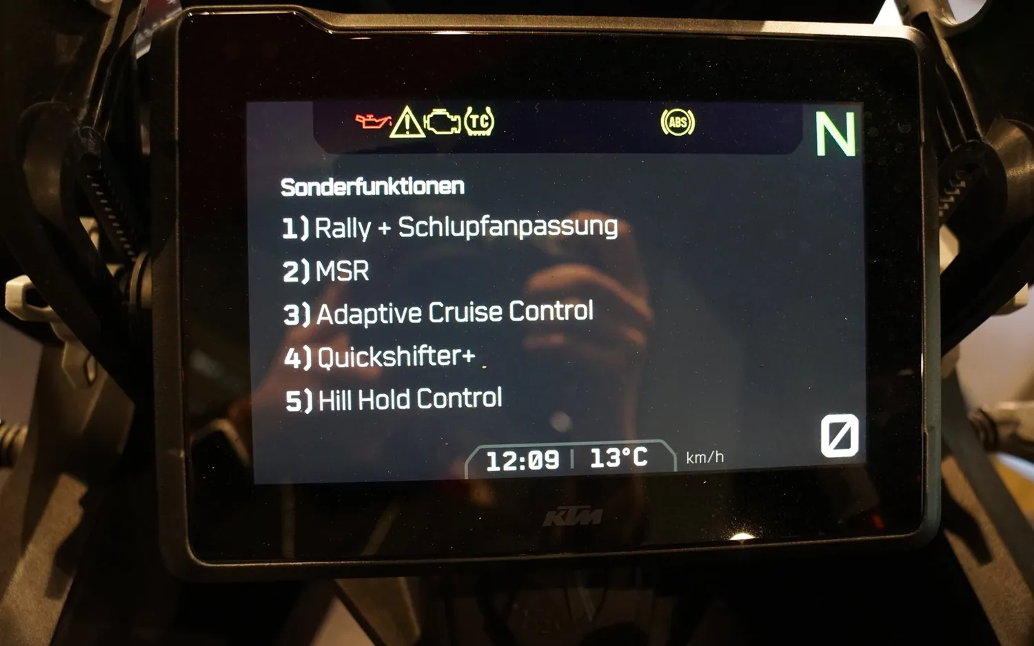 KTM 1290 Super Adventure S — Ansicht 2 von 3