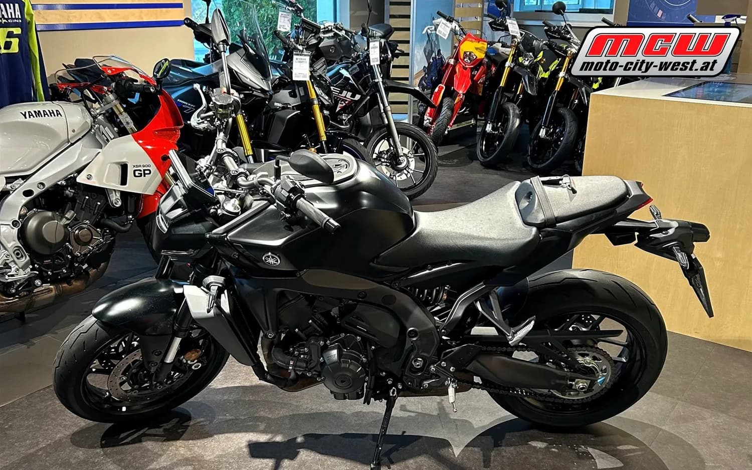Yamaha MT-09 Y-AMT — Ansicht 2 von 3